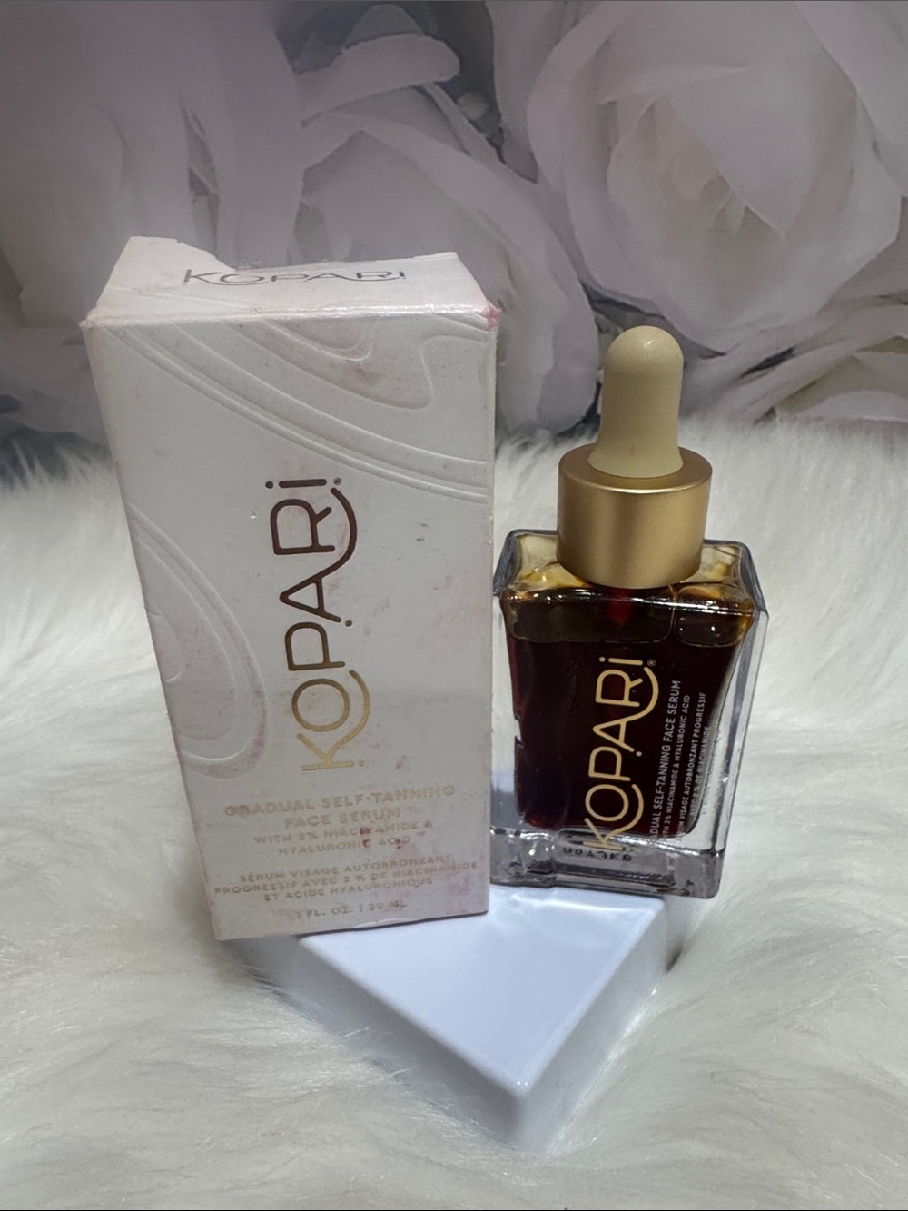 Kopari Face self Tanning Face Serum with Gold Dropper and Brown Oil